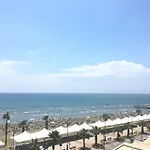 Alex 33 لارنكا