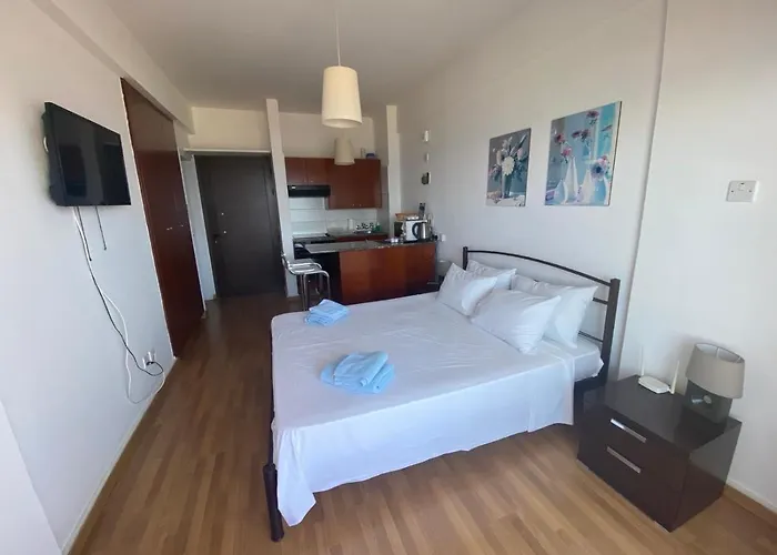 Alex 33 Lägenhet Larnaca