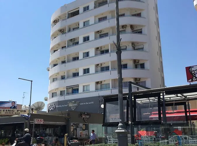 Apartamento Alex 33 *